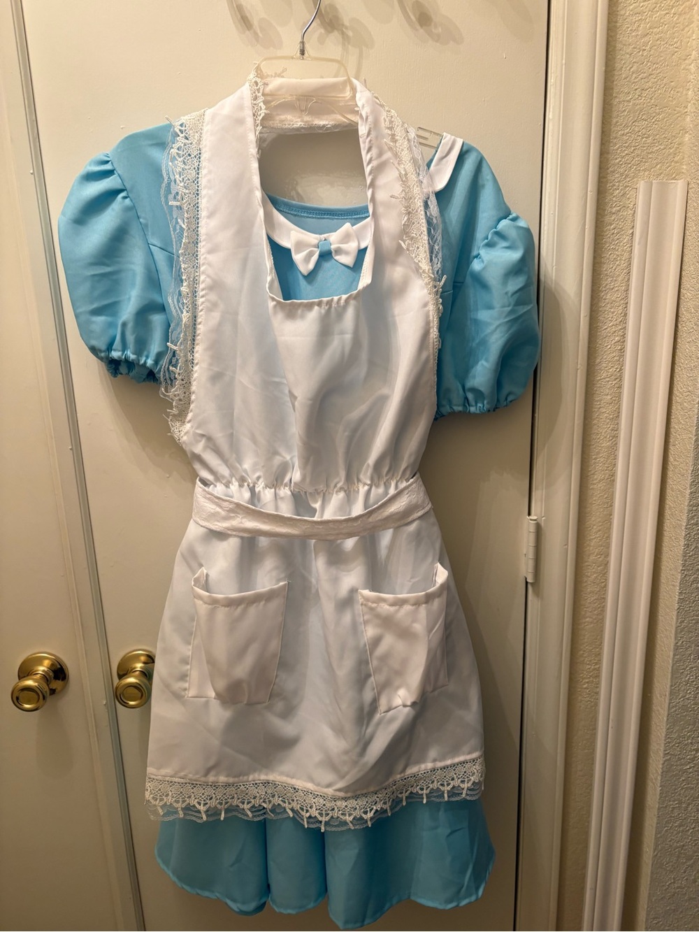 Classic Blue and White Alice-Style Adult Costume with Apron XL